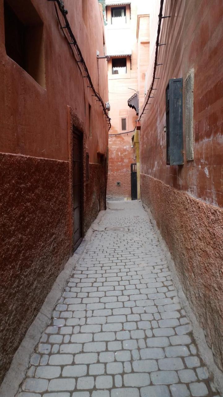 Отель Riad Dar Lilas Марракеш Экстерьер фото